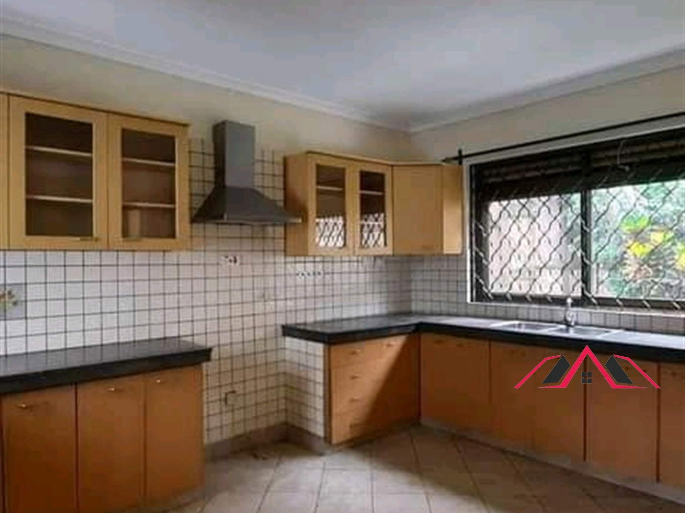 Storeyed house for rent in Naguru Kampala