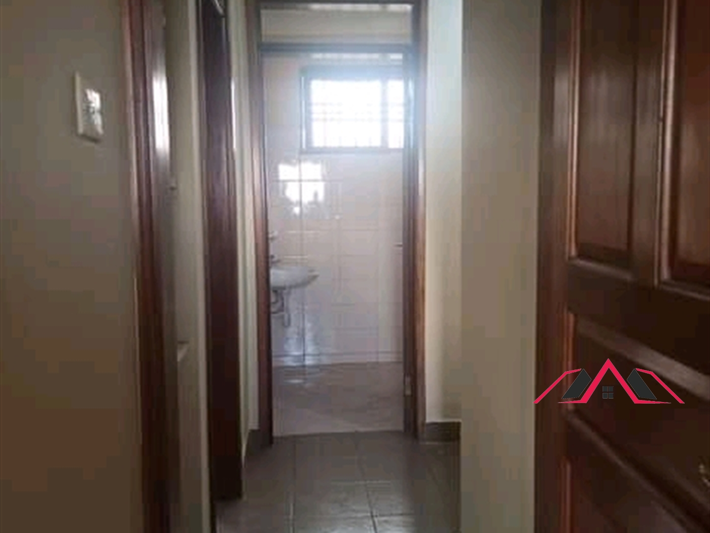 Storeyed house for rent in Mbuya Kampala