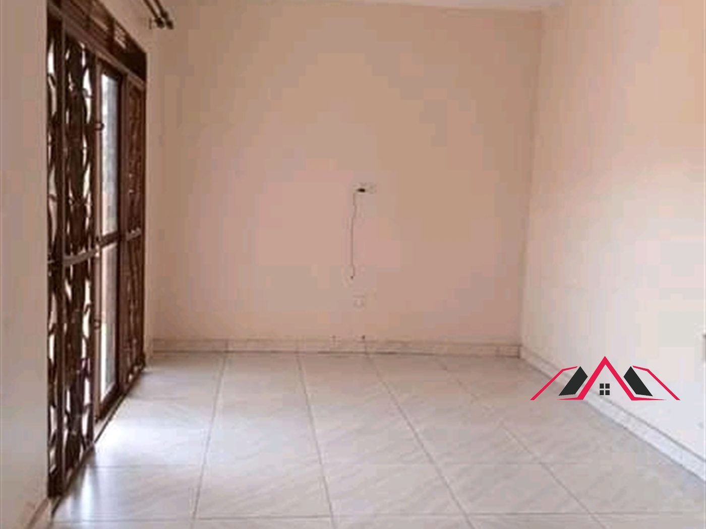 Semi Detached for rent in Kisaasi Kampala