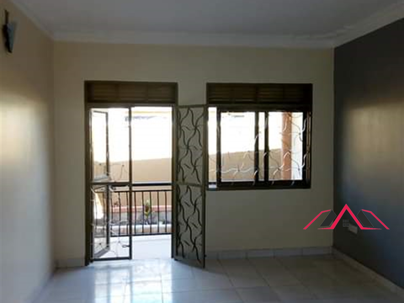 Semi Detached for rent in Kisaasi Kampala