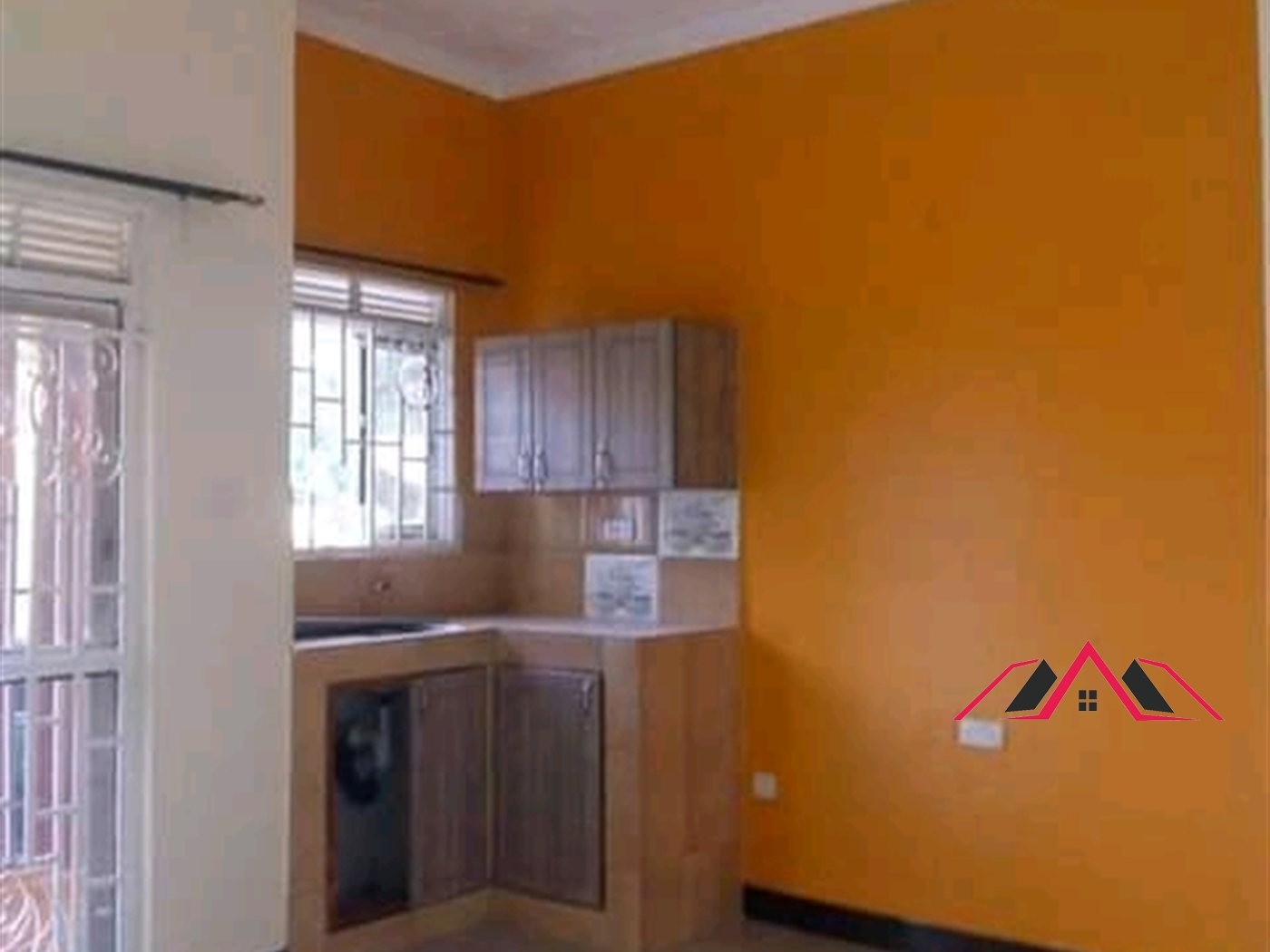 Semi Detached for rent in Kisaasi Kampala