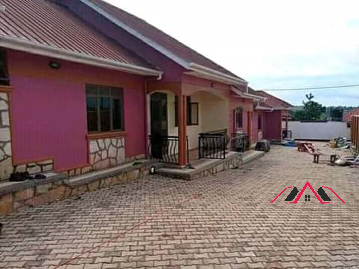 Semi Detached for rent in Naalya Kampala