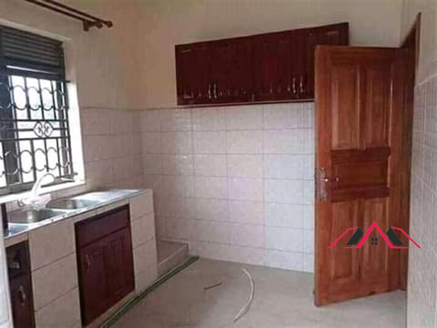 Semi Detached for rent in Naalya Kampala