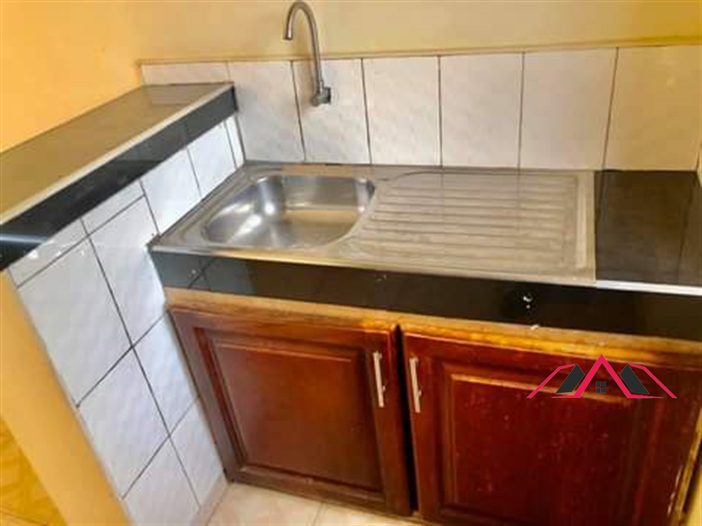 Semi Detached for rent in Najjera Kampala