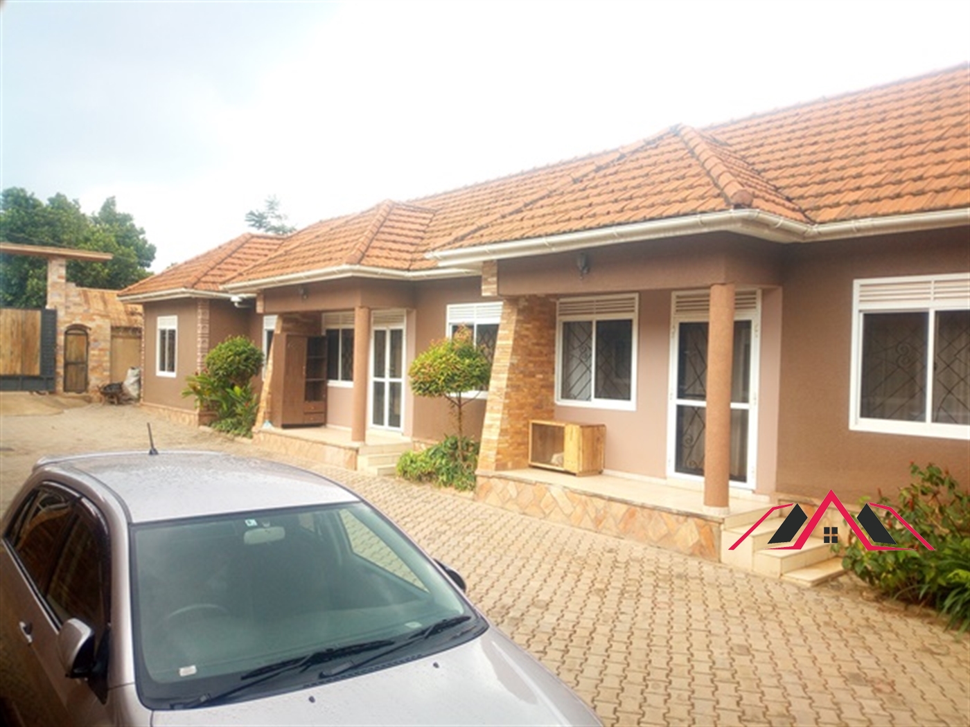 Semi Detached for rent in Kisaasi Kampala