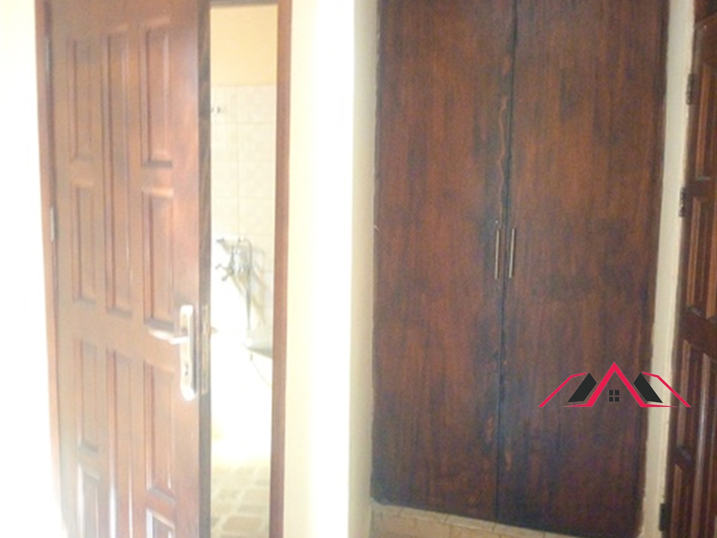 Semi Detached for rent in Kyaliwajjala Kampala