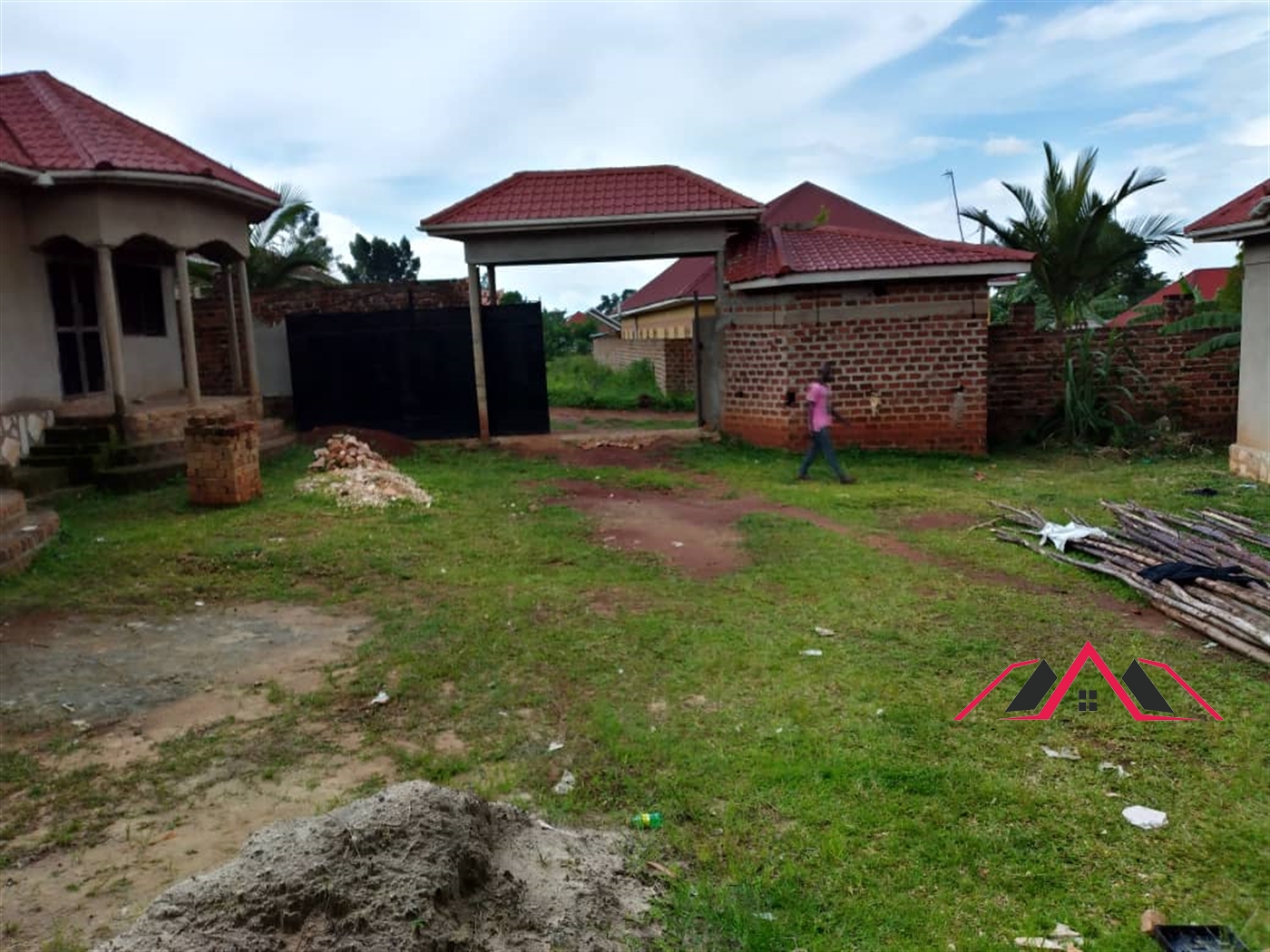 Shell House for sale in Namataba Mukono