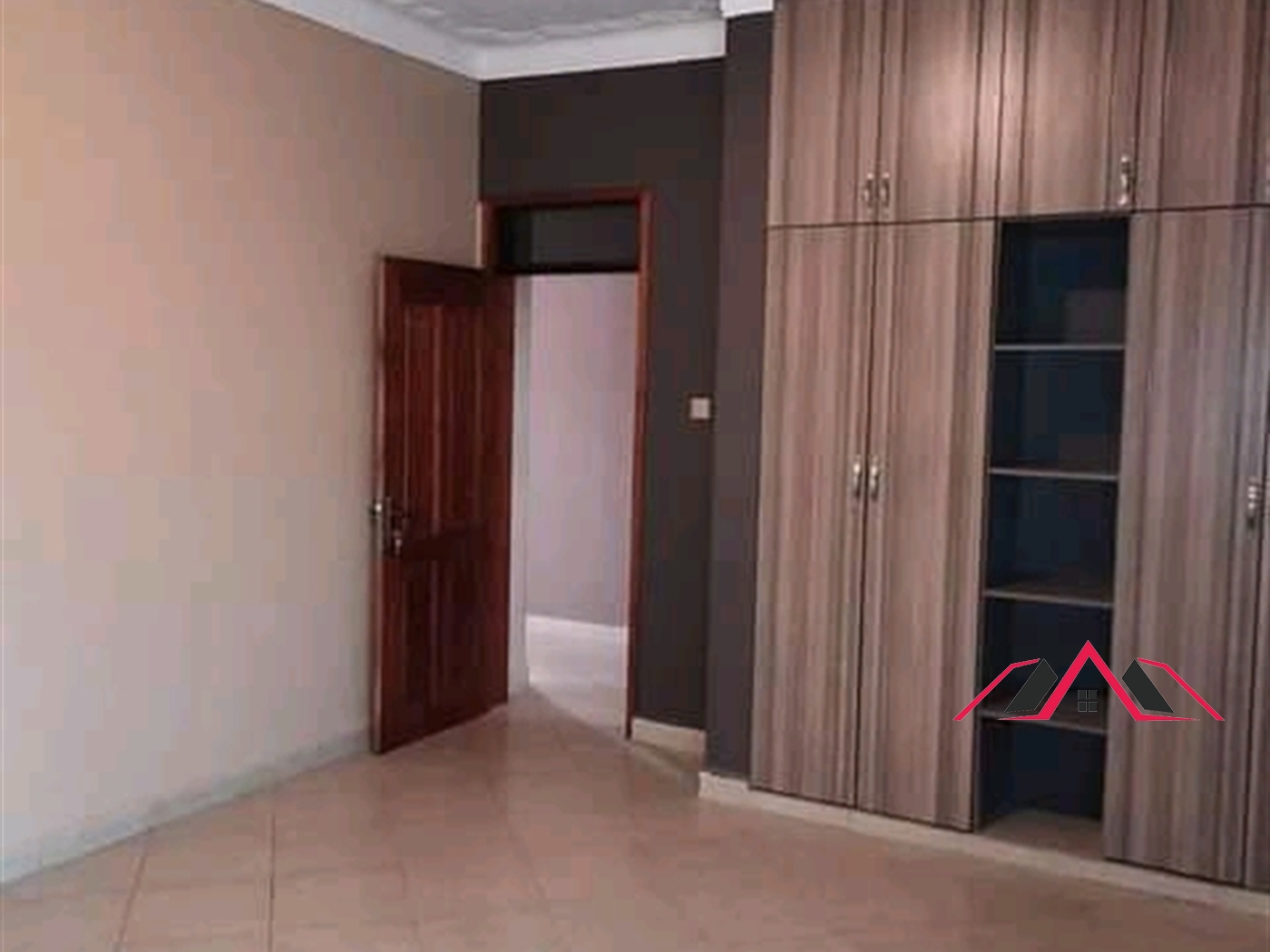 Apartment for rent in Kisaasi Kampala