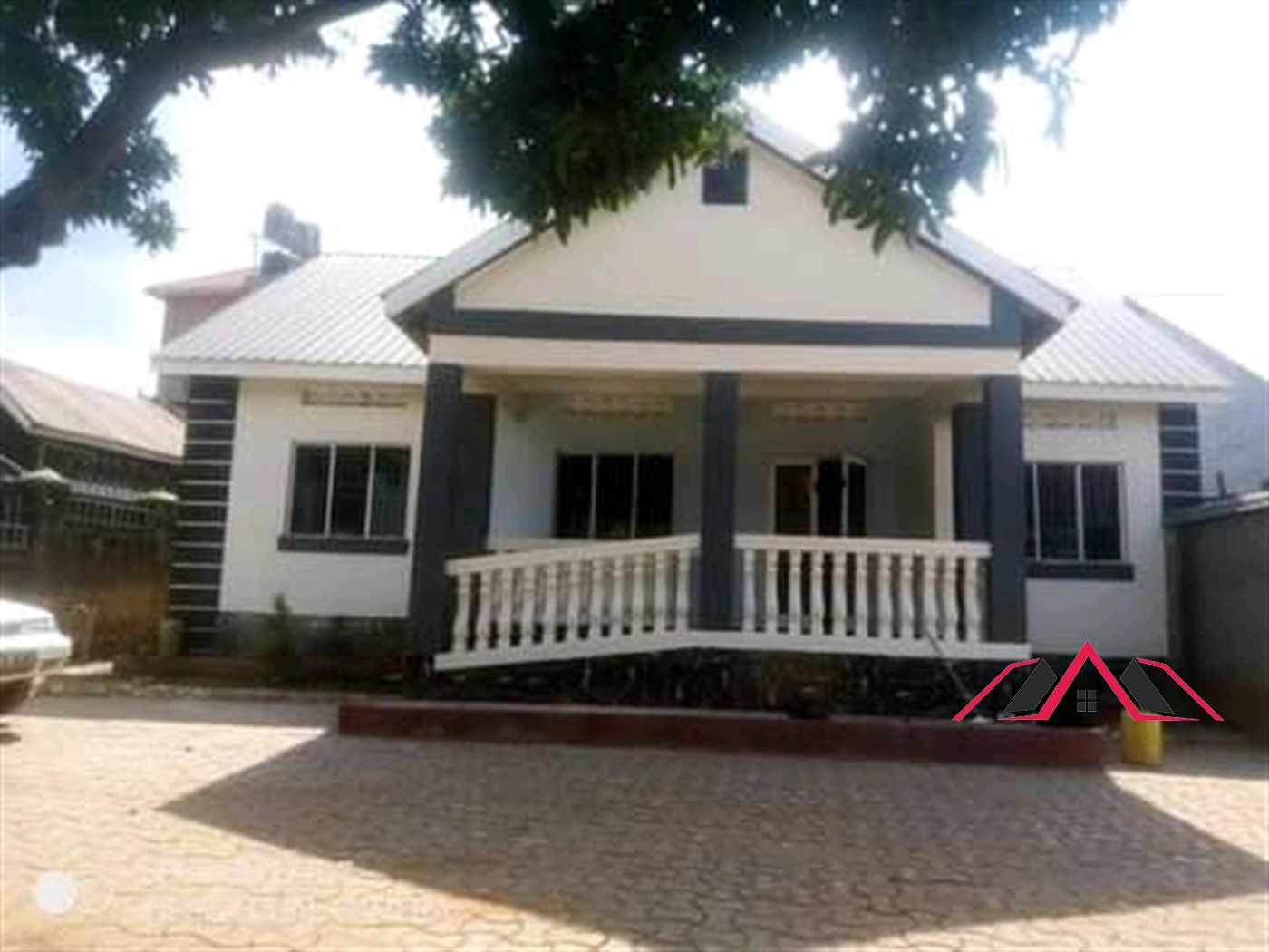 Bungalow for rent in Naalya Kampala