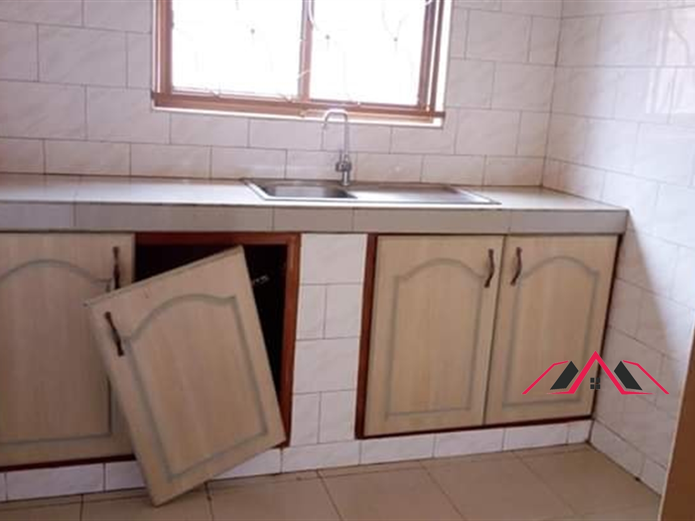 Semi Detached for rent in Kisaasi Kampala