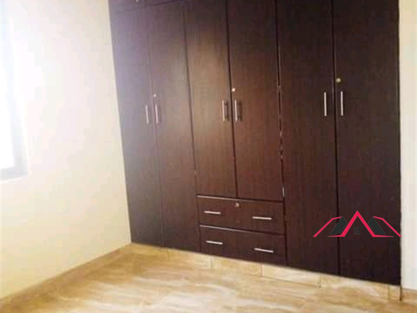 Apartment for rent in Kisaasi Kampala