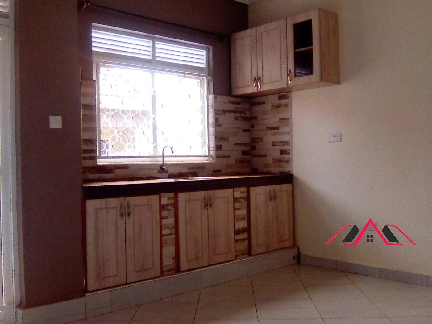 Semi Detached for rent in Kisaasi Kampala