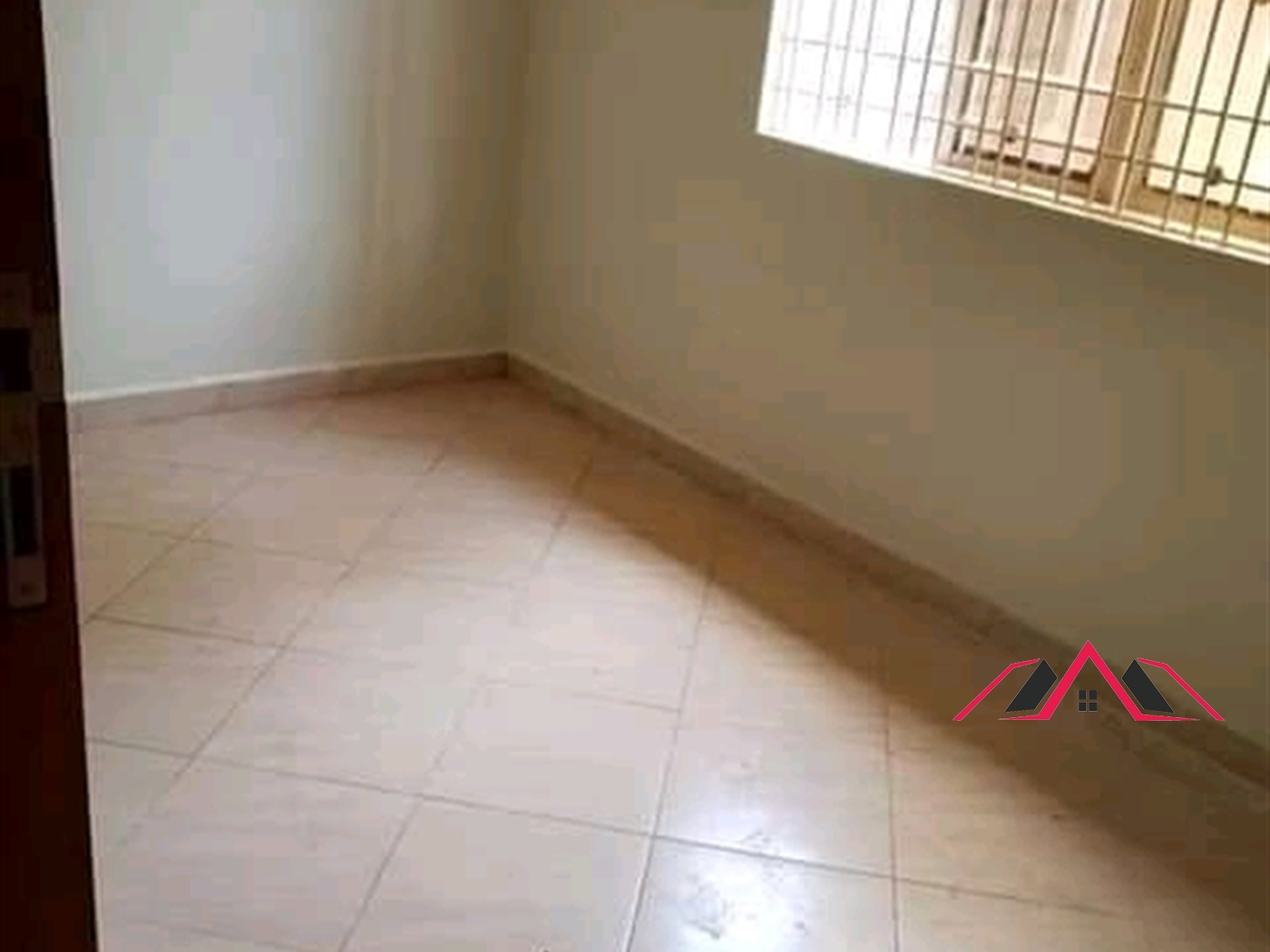 Semi Detached for rent in Bweyogerere Wakiso