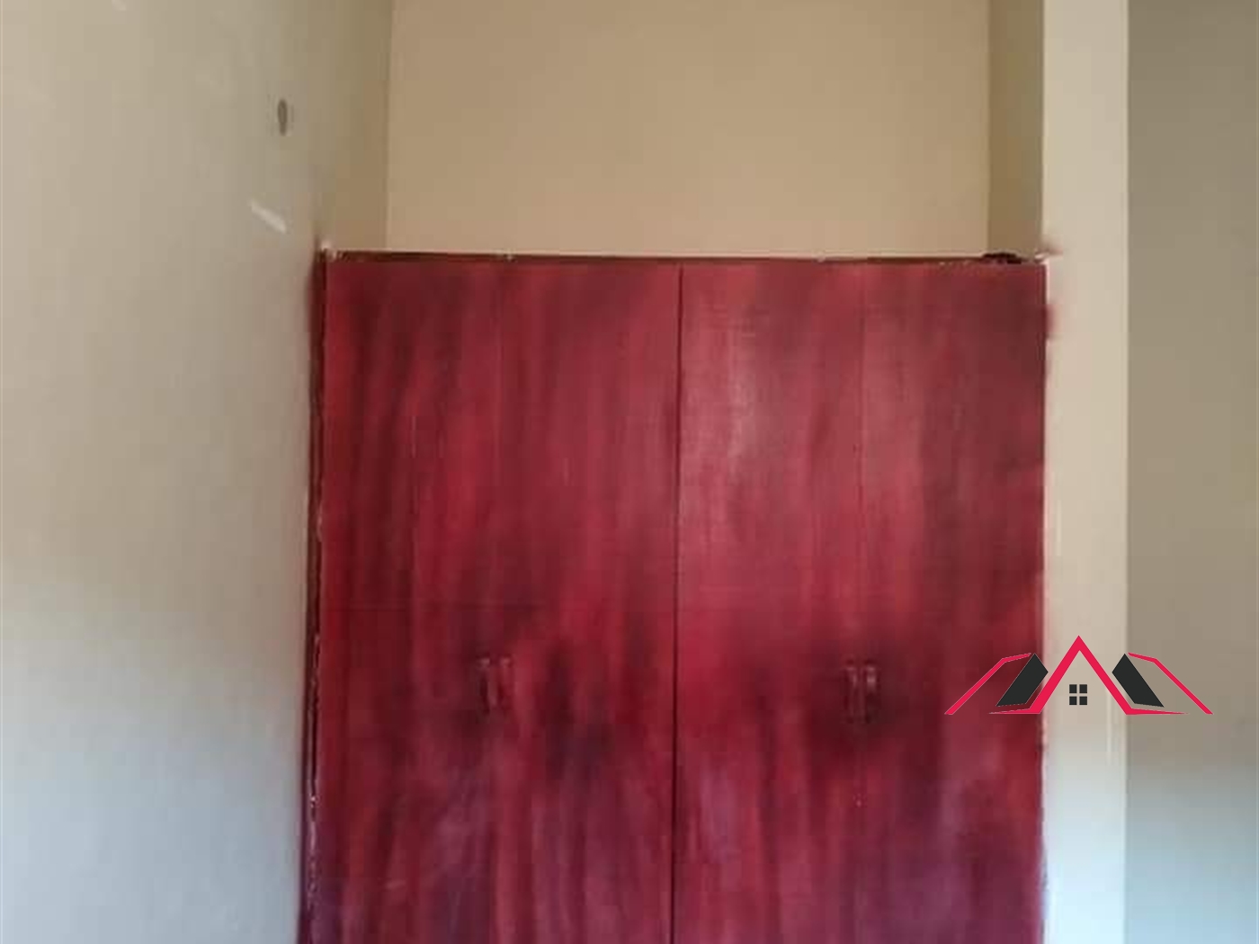 Semi Detached for rent in Najjera Kampala