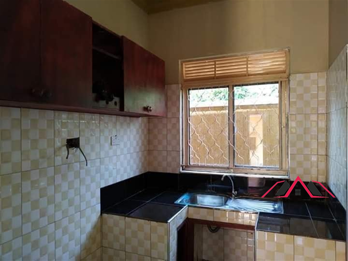 Semi Detached for rent in Najjera Kampala