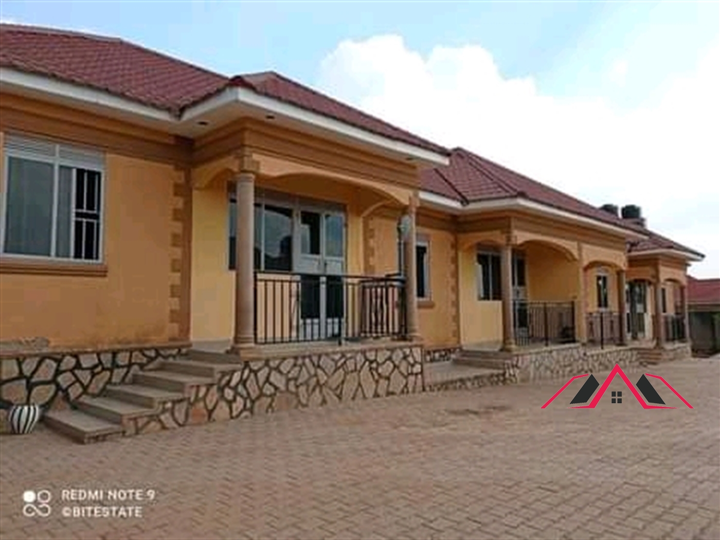 Semi Detached for rent in Naalya Kampala