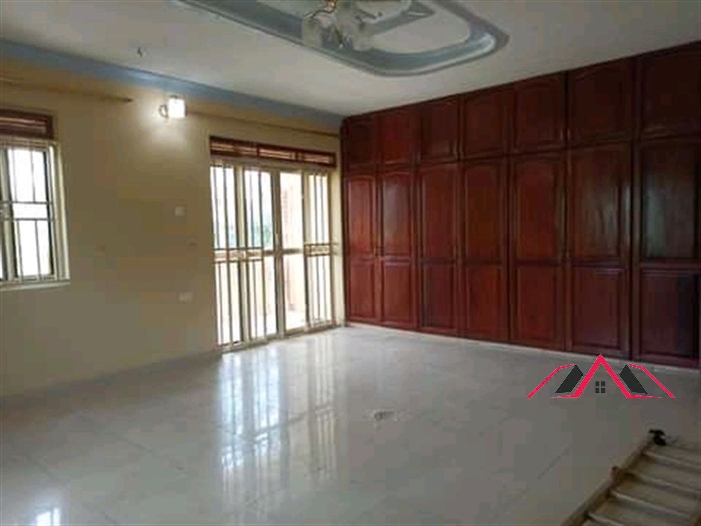 Duplex for rent in Namugongo Wakiso