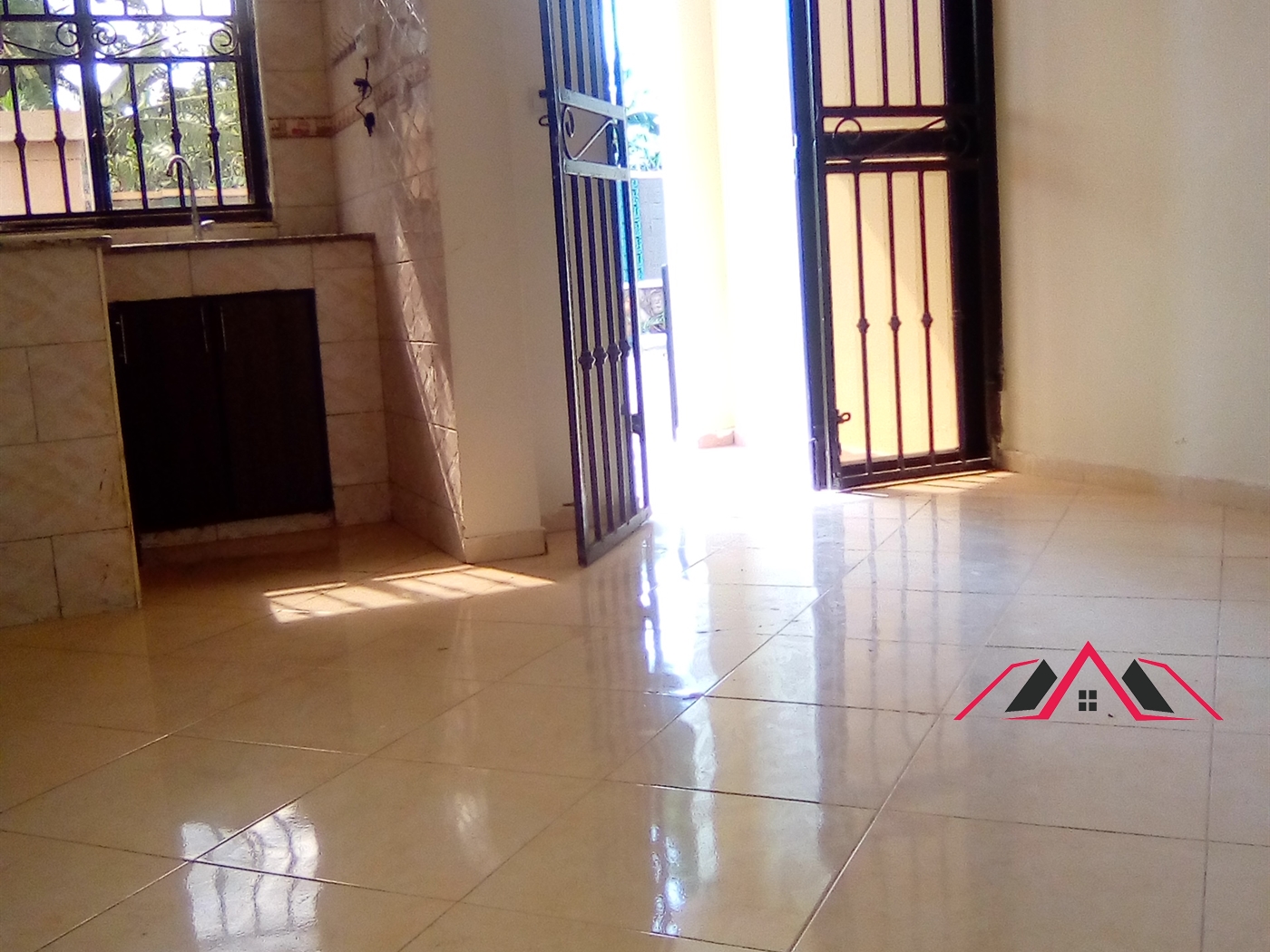 Semi Detached for rent in Kisaasi Kampala