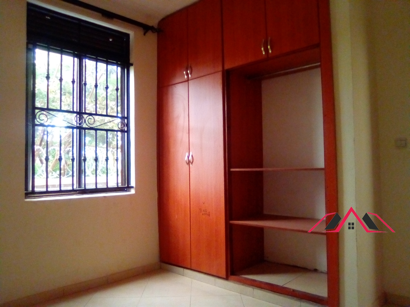 Semi Detached for rent in Kisaasi Kampala