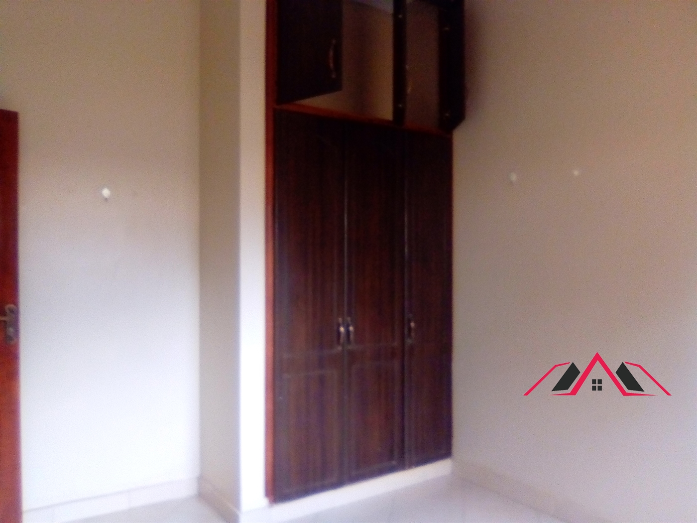 Semi Detached for rent in Kyaliwajjala Kampala