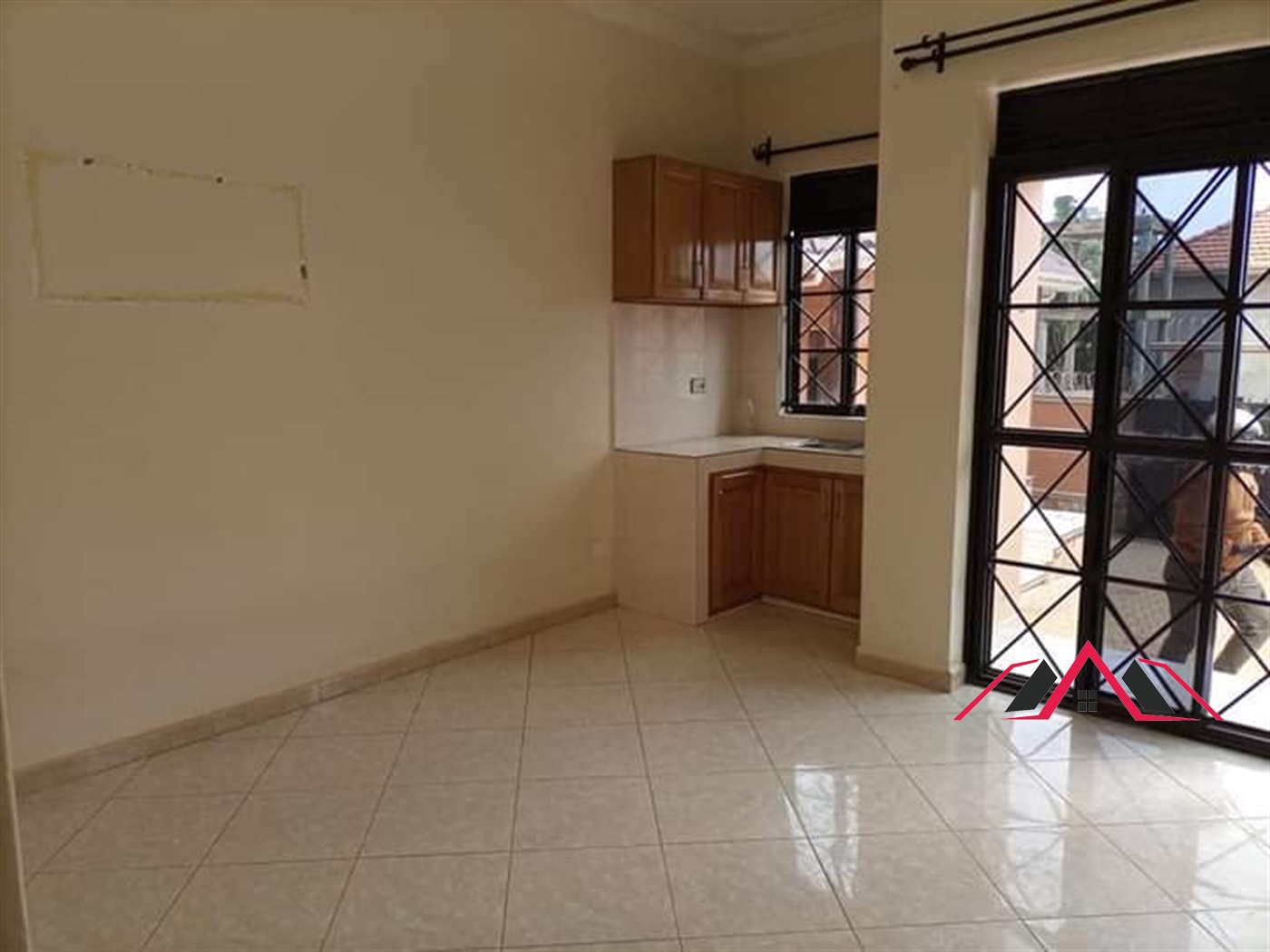 Semi Detached for rent in Kisaasi Kampala