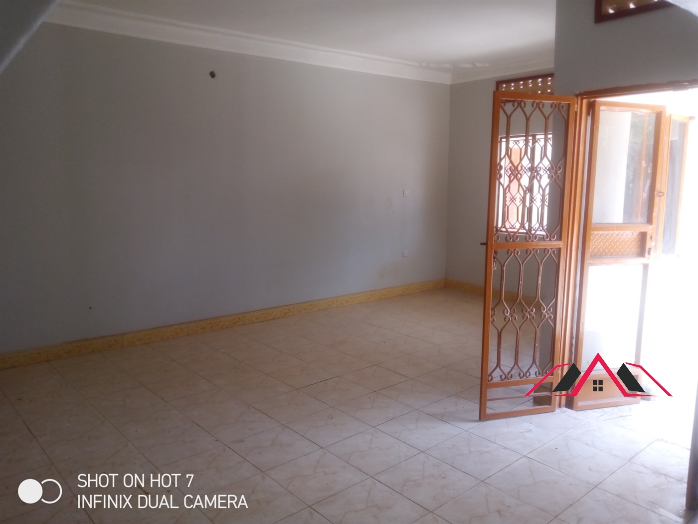 Bungalow for rent in Kyaliwajjala Kampala