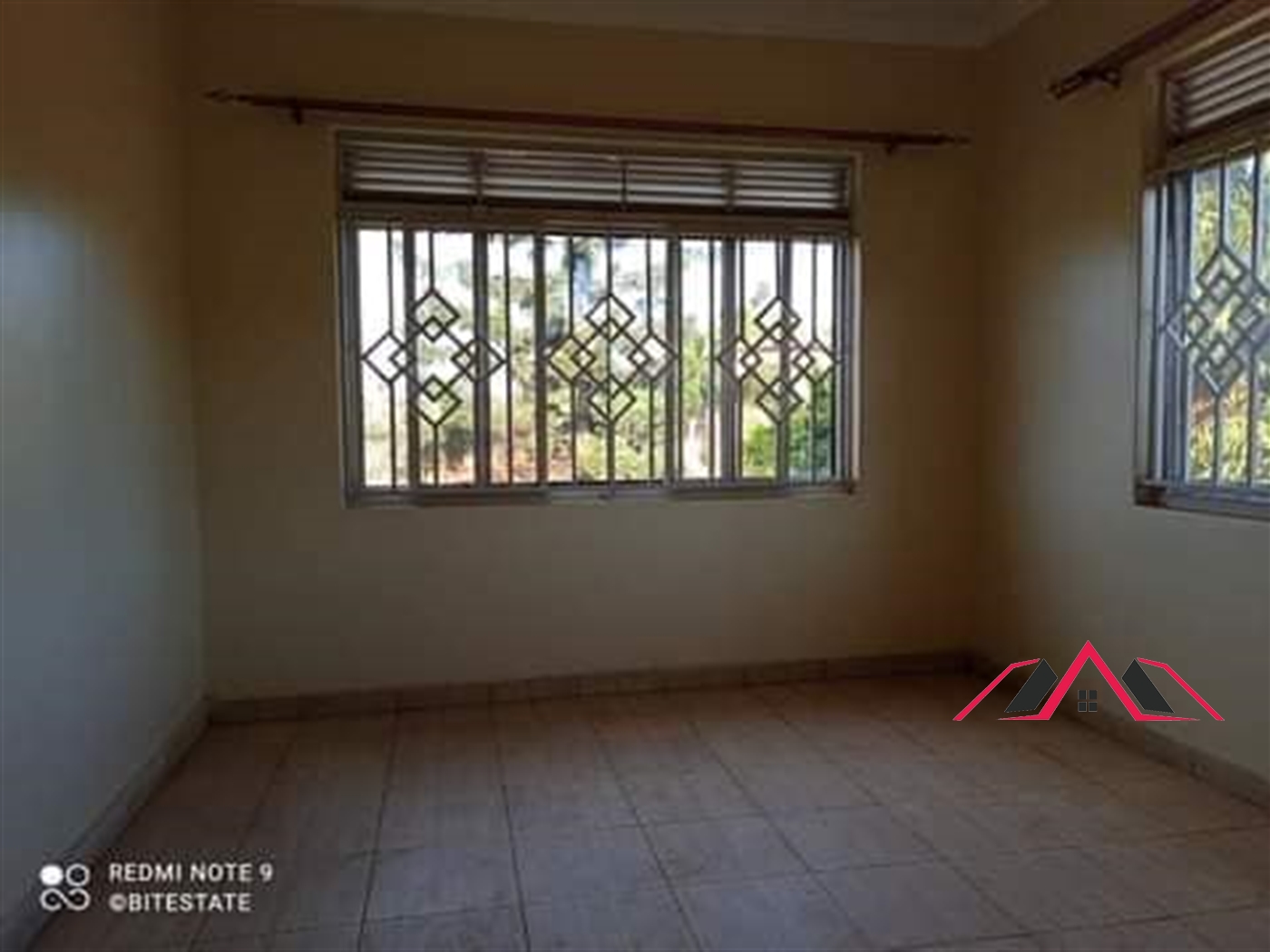 Apartment for sale in Kiwaatule Kampala