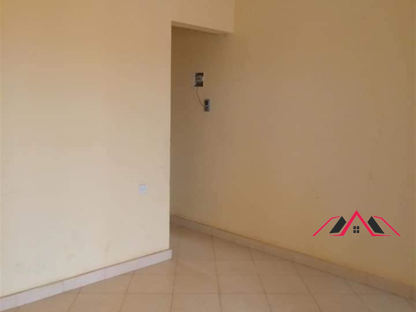 Semi Detached for rent in Kisaasi Kampala