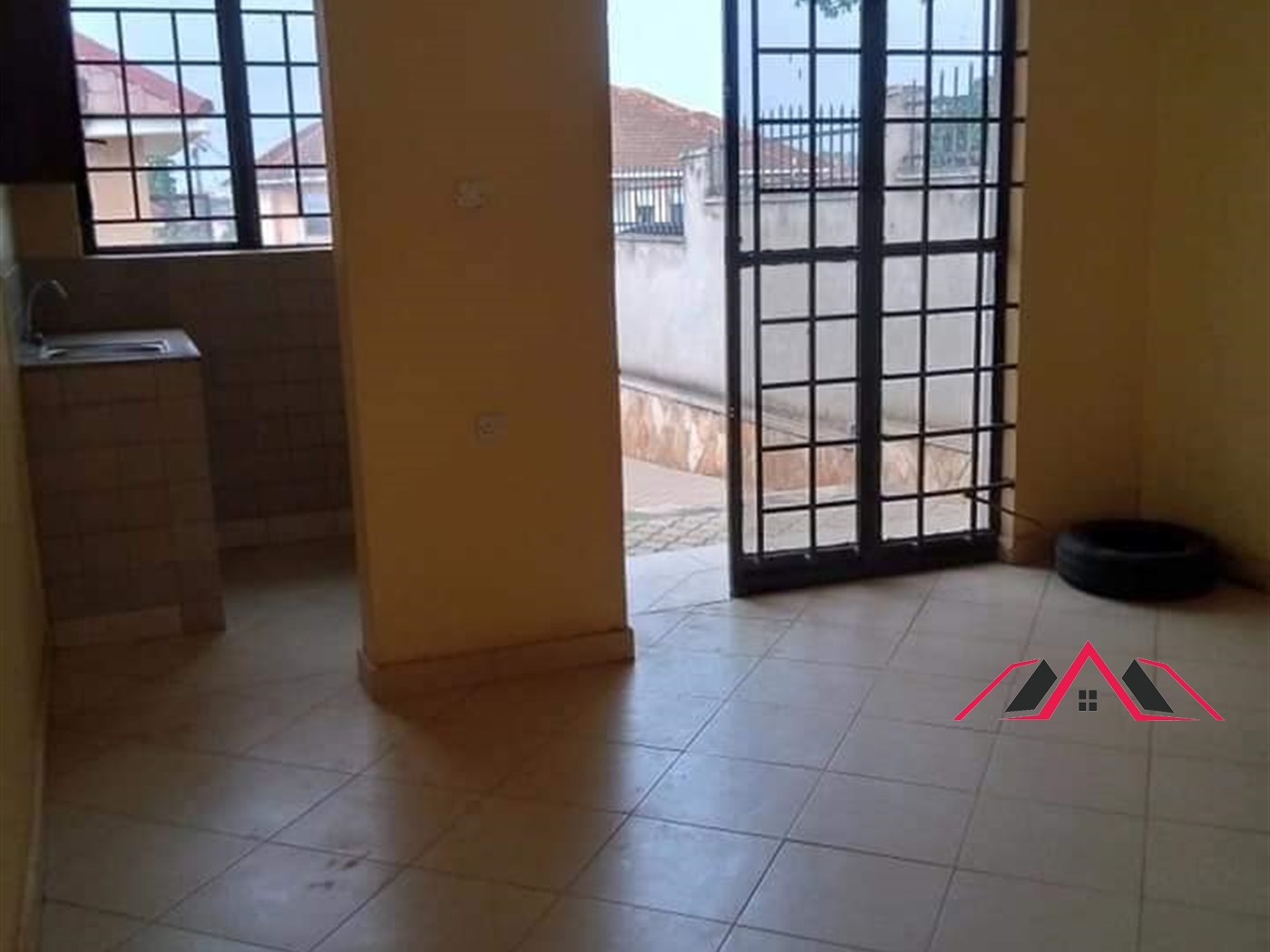 Semi Detached for rent in Kisaasi Kampala