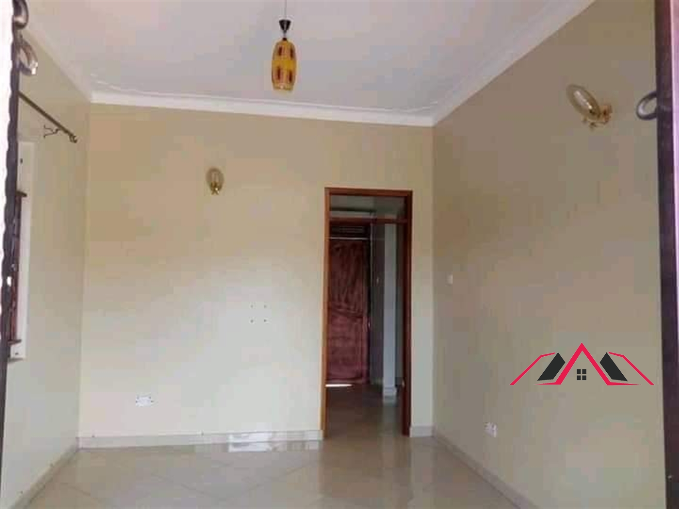 Semi Detached for rent in Kisaasi Kampala