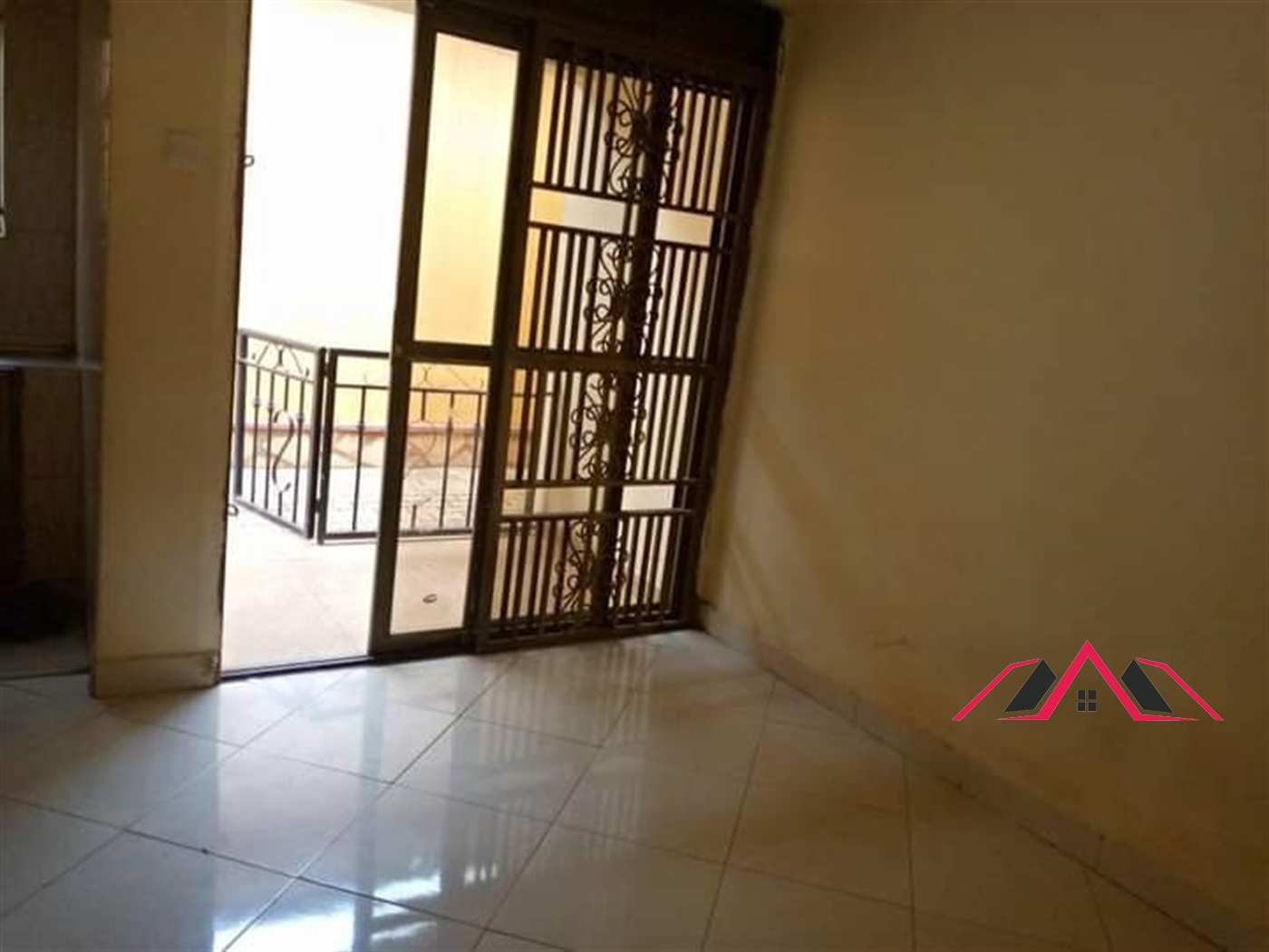 Semi Detached for rent in Naalya Kampala