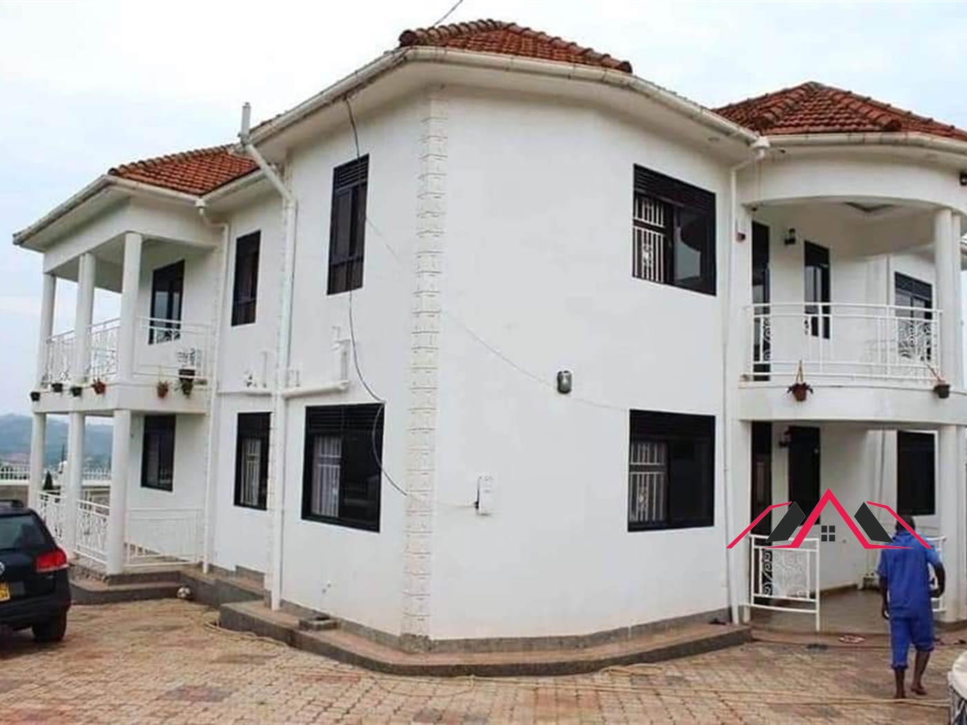 Mansion for sale in Bwebajja Kampala