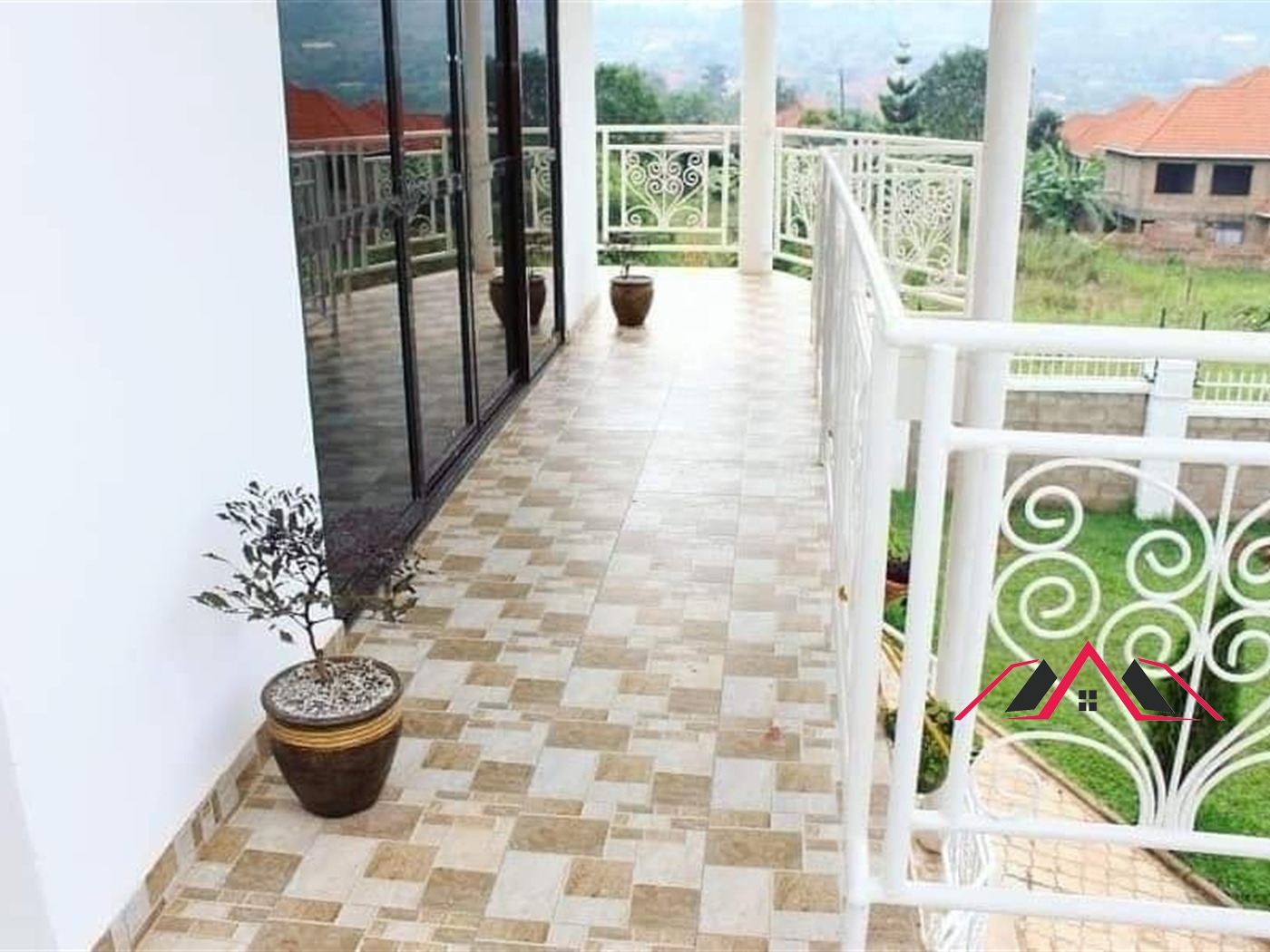 Mansion for sale in Bwebajja Kampala