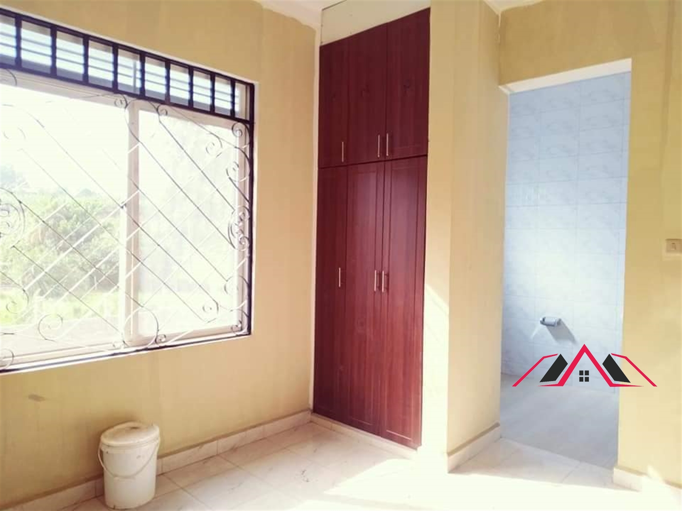 Duplex for sale in Kira Wakiso