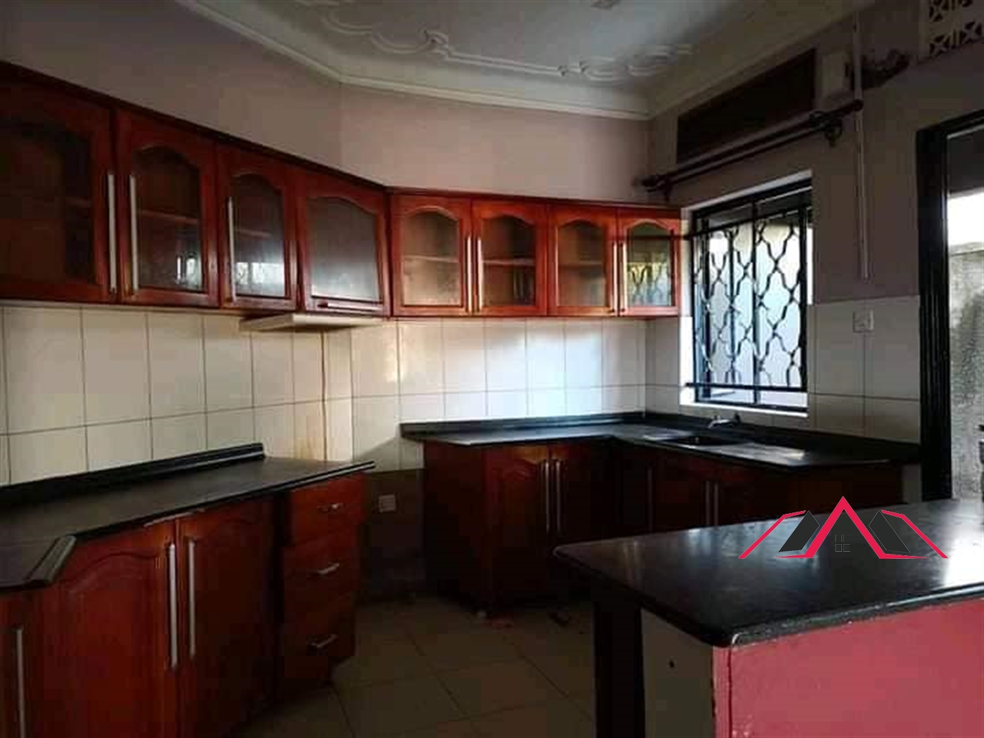 Bungalow for rent in Kyaliwajjala Kampala