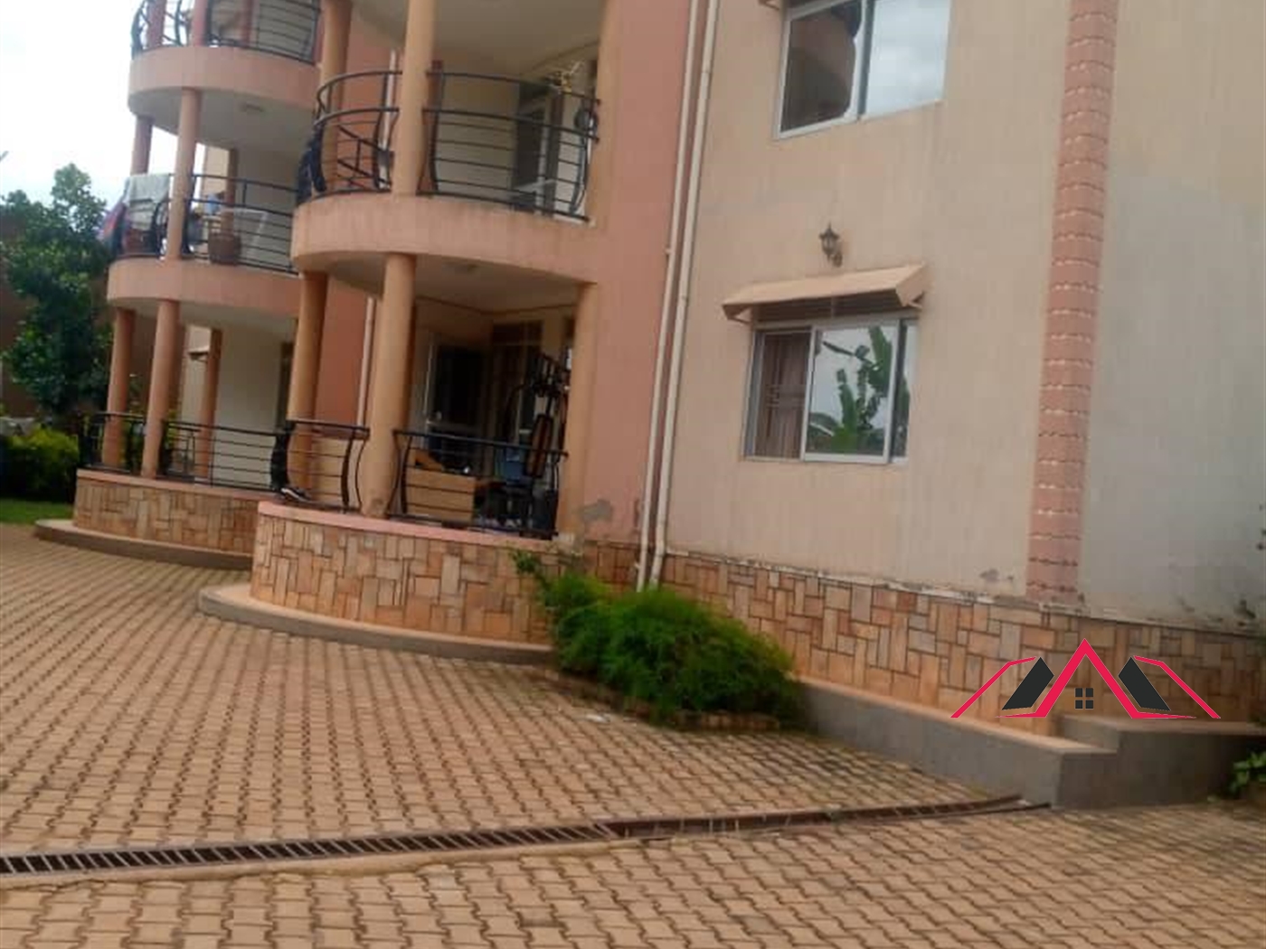 Apartment for rent in Kisaasi Kampala