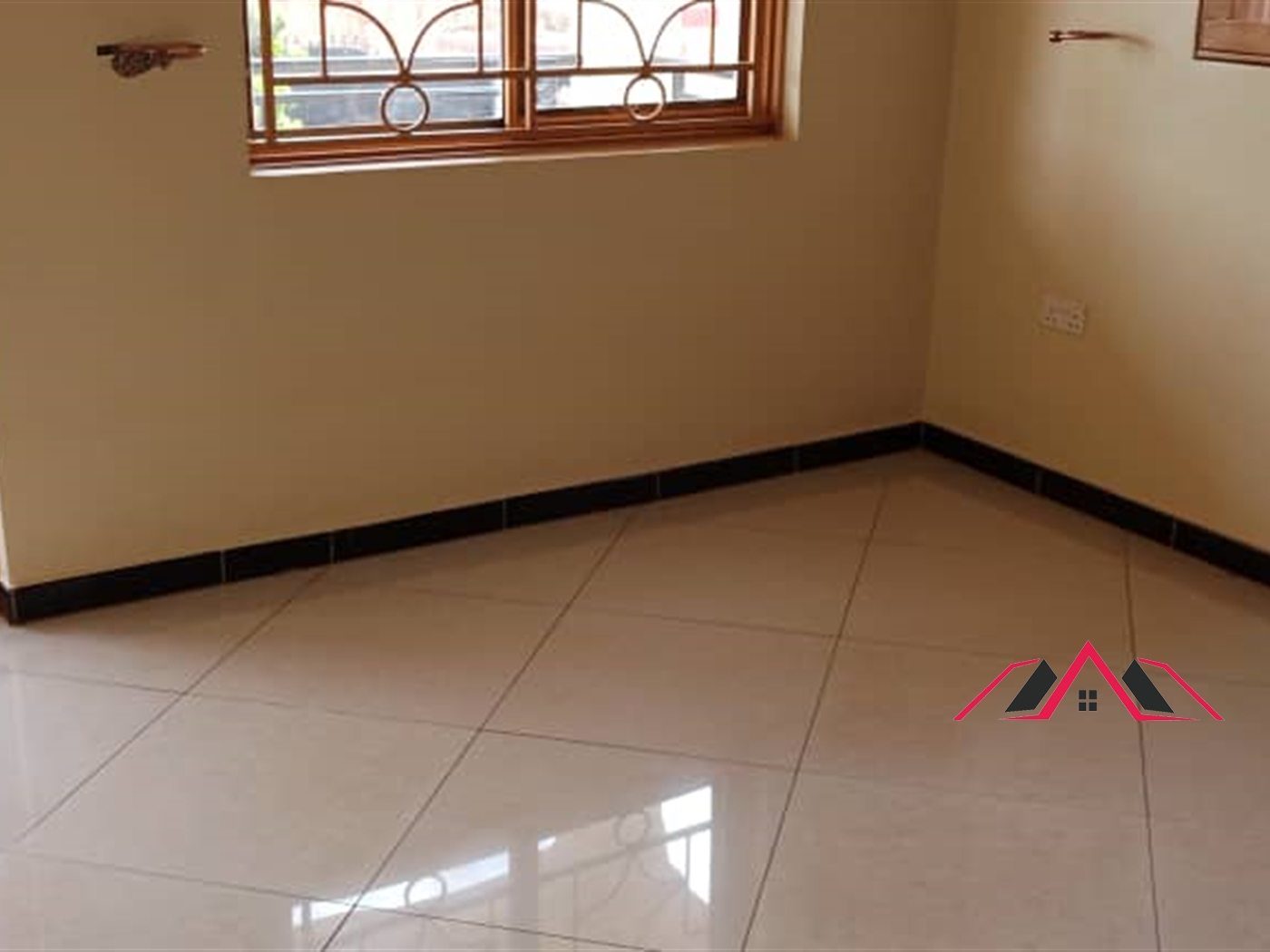 Bungalow for rent in Bukoto Kampala