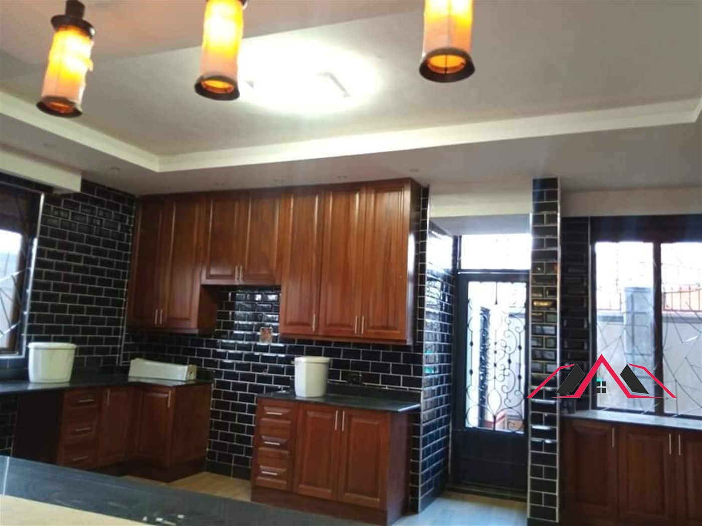 Mansion for sale in Kisaasi Kampala