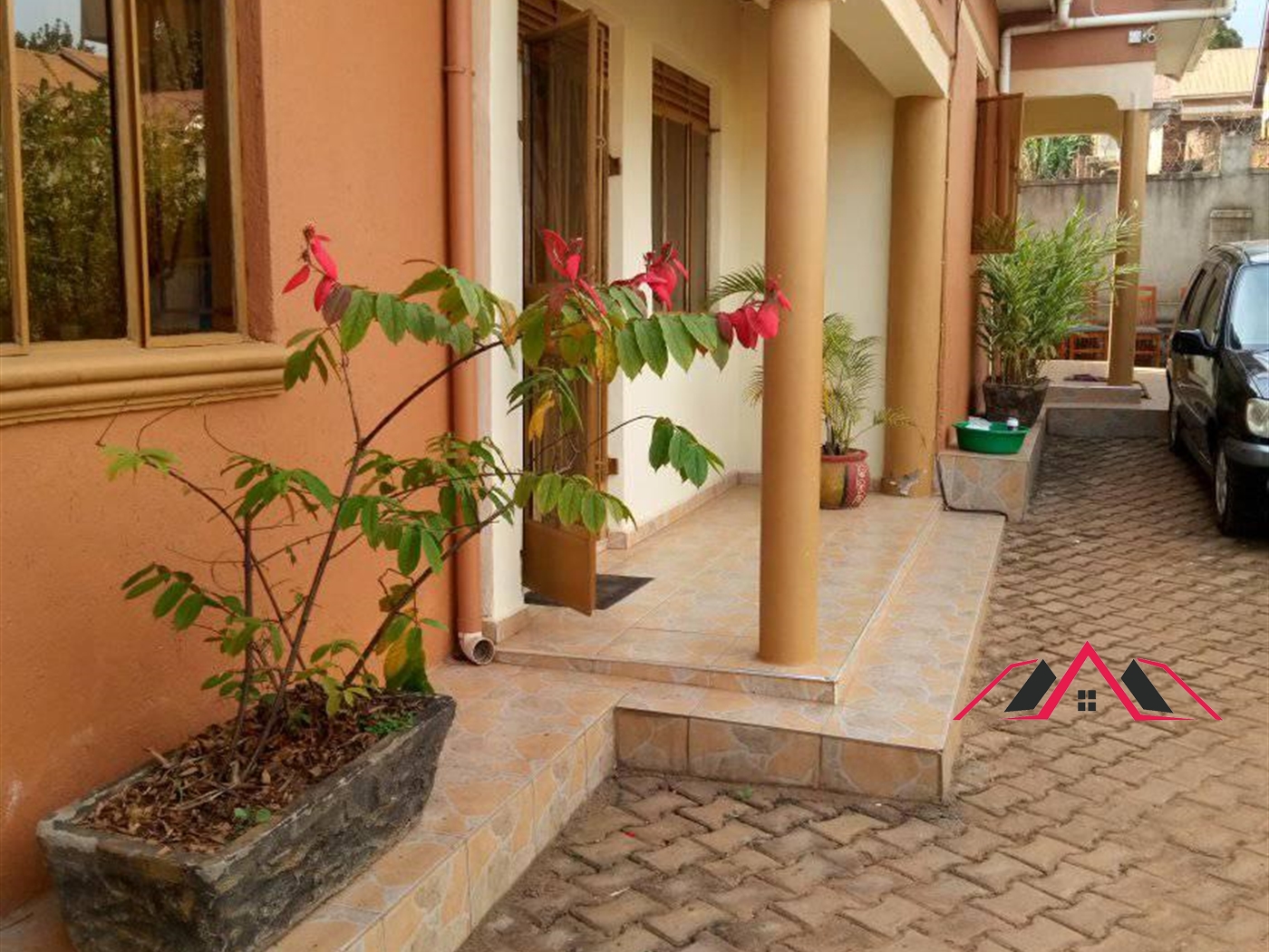 Semi Detached for rent in Kisaasi Kampala