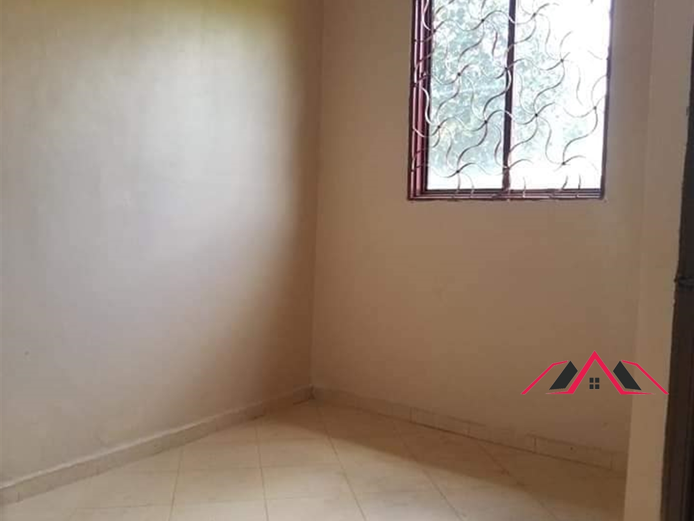 Semi Detached for rent in Kisaasi Kampala