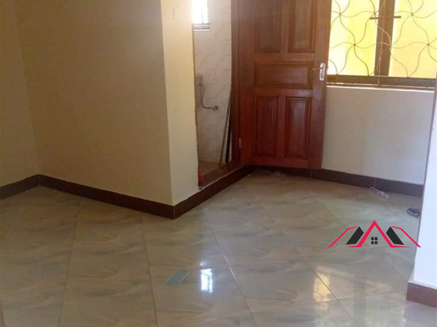 Semi Detached for rent in Kisaasi Kampala