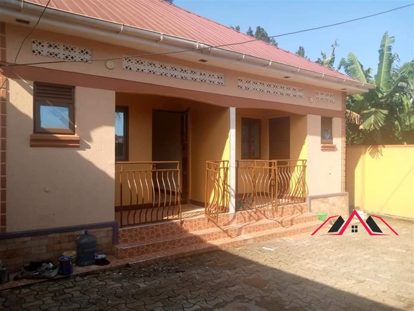 Semi Detached for rent in Kisaasi Kampala