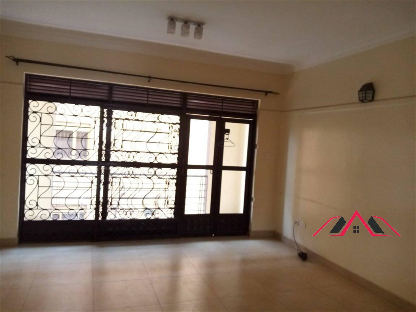 Apartment for rent in Kisaasi Kampala