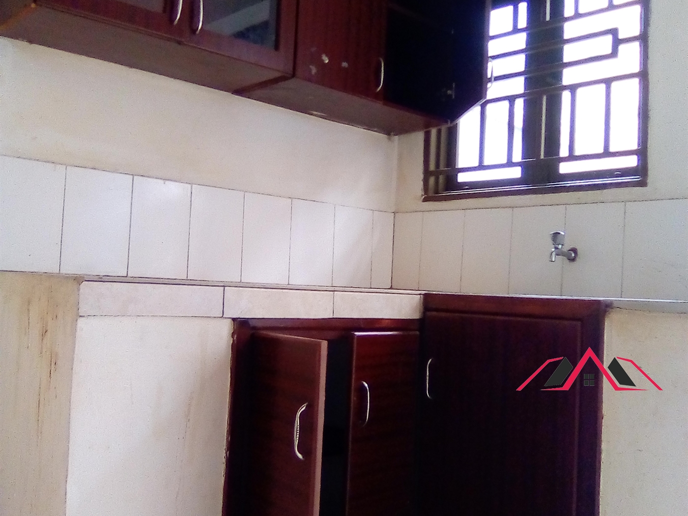 Semi Detached for rent in Kisaasi Kampala