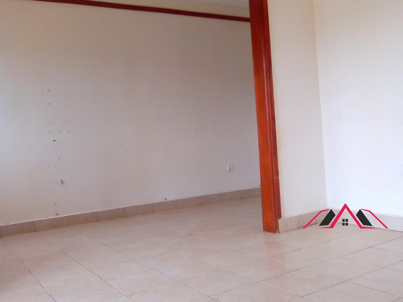 Semi Detached for rent in Kisaasi Kampala