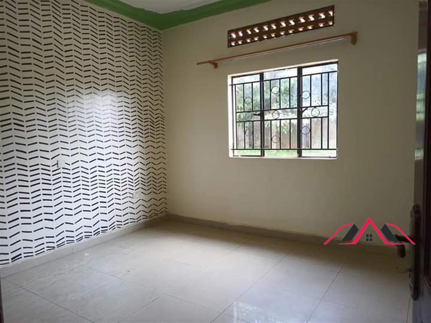 Bungalow for rent in Kyaliwajjala Kampala