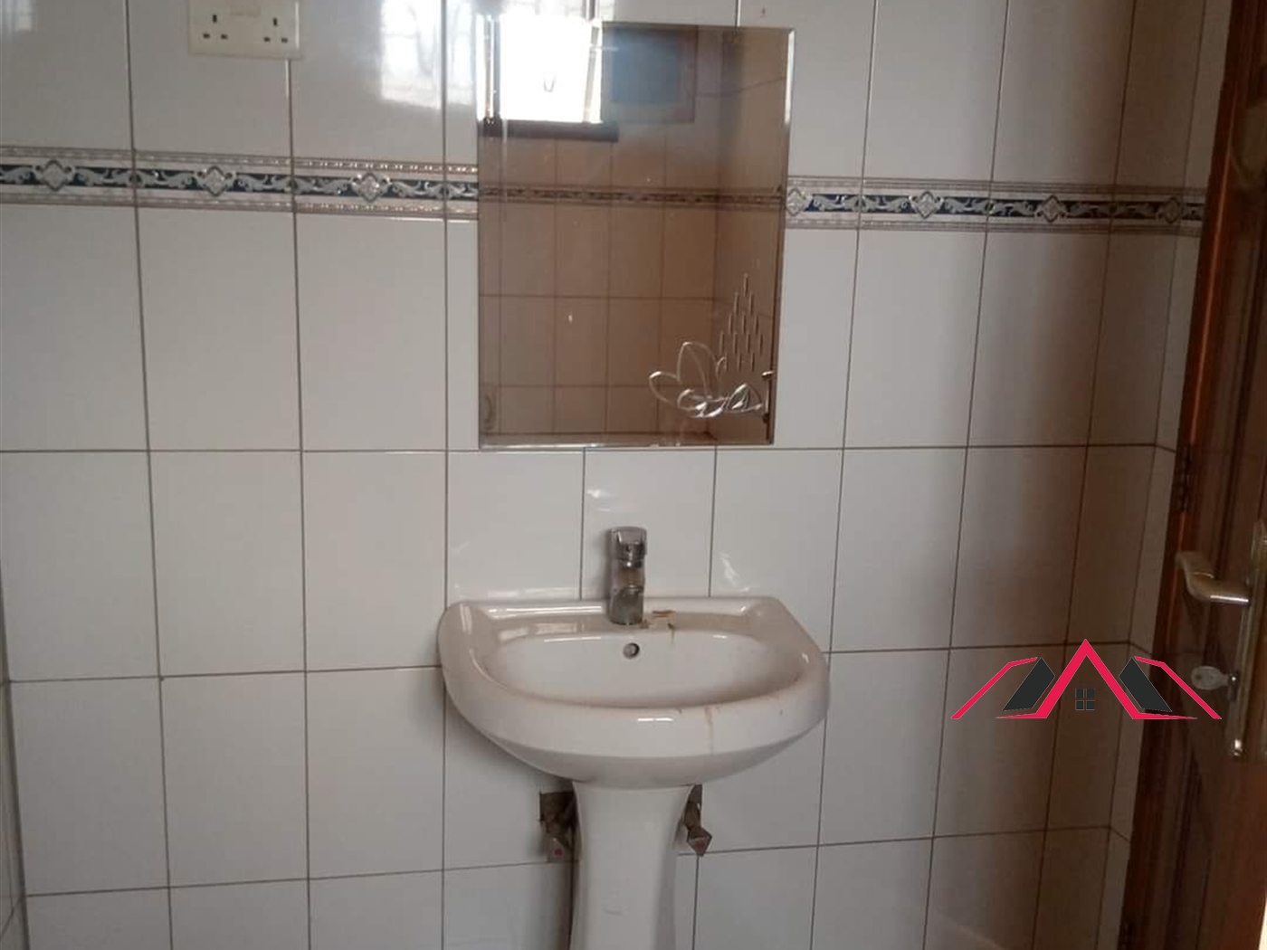 Apartment for rent in Bukoto Kampala