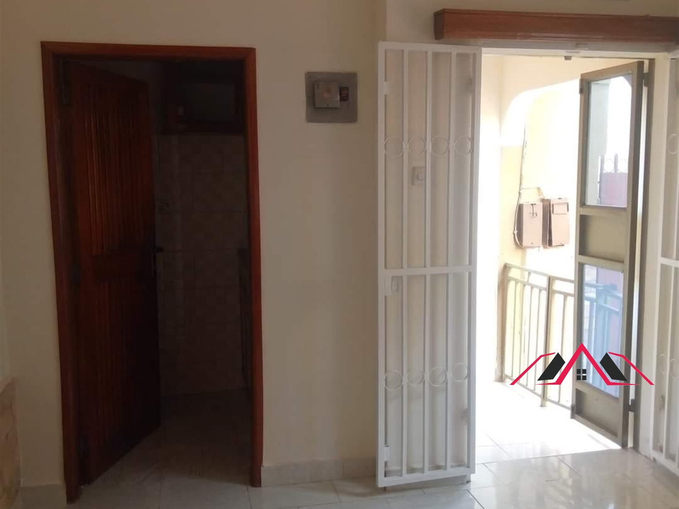 Semi Detached for rent in Kisaasi Kampala