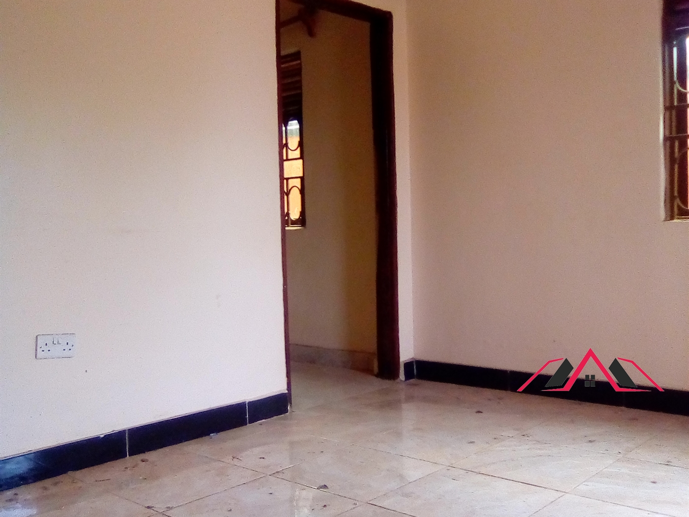 Semi Detached for rent in Bweyogerere Kampala