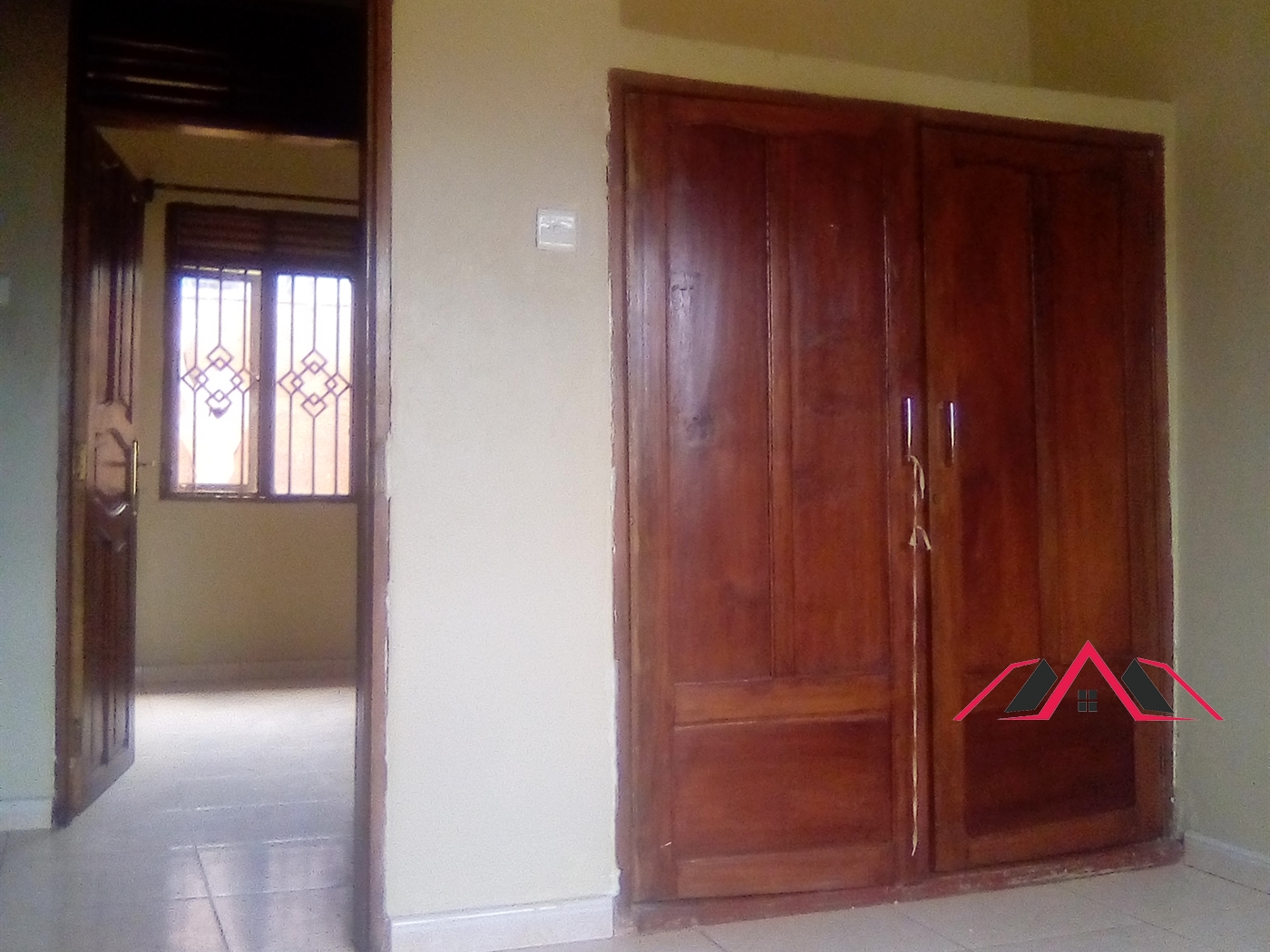 Semi Detached for rent in Bweyogerere Wakiso